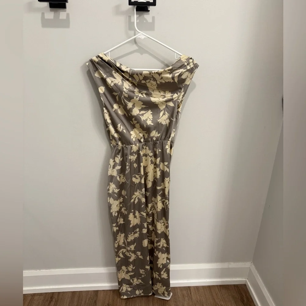 Abercrombie & Fitch Taupe Maxi Dress with Cream Floral Print